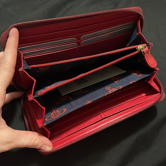 SOLD✨Vivienne Westwood✨ Red Tartan Orb Zippy Wallet EUC - Picture 7 of 17